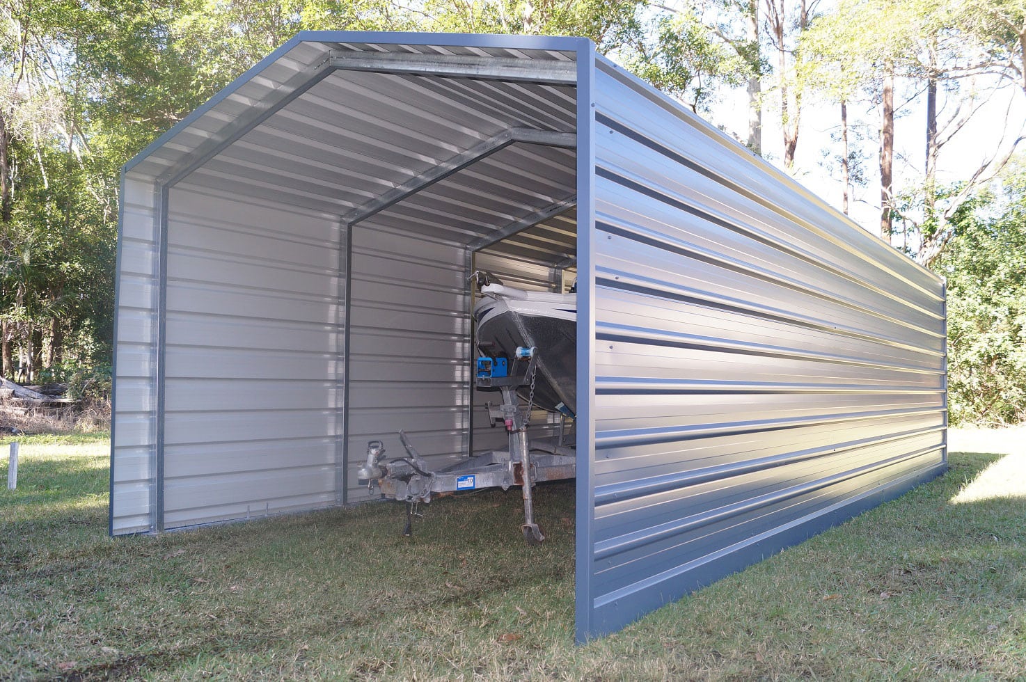 Fully sided boat shade shelter